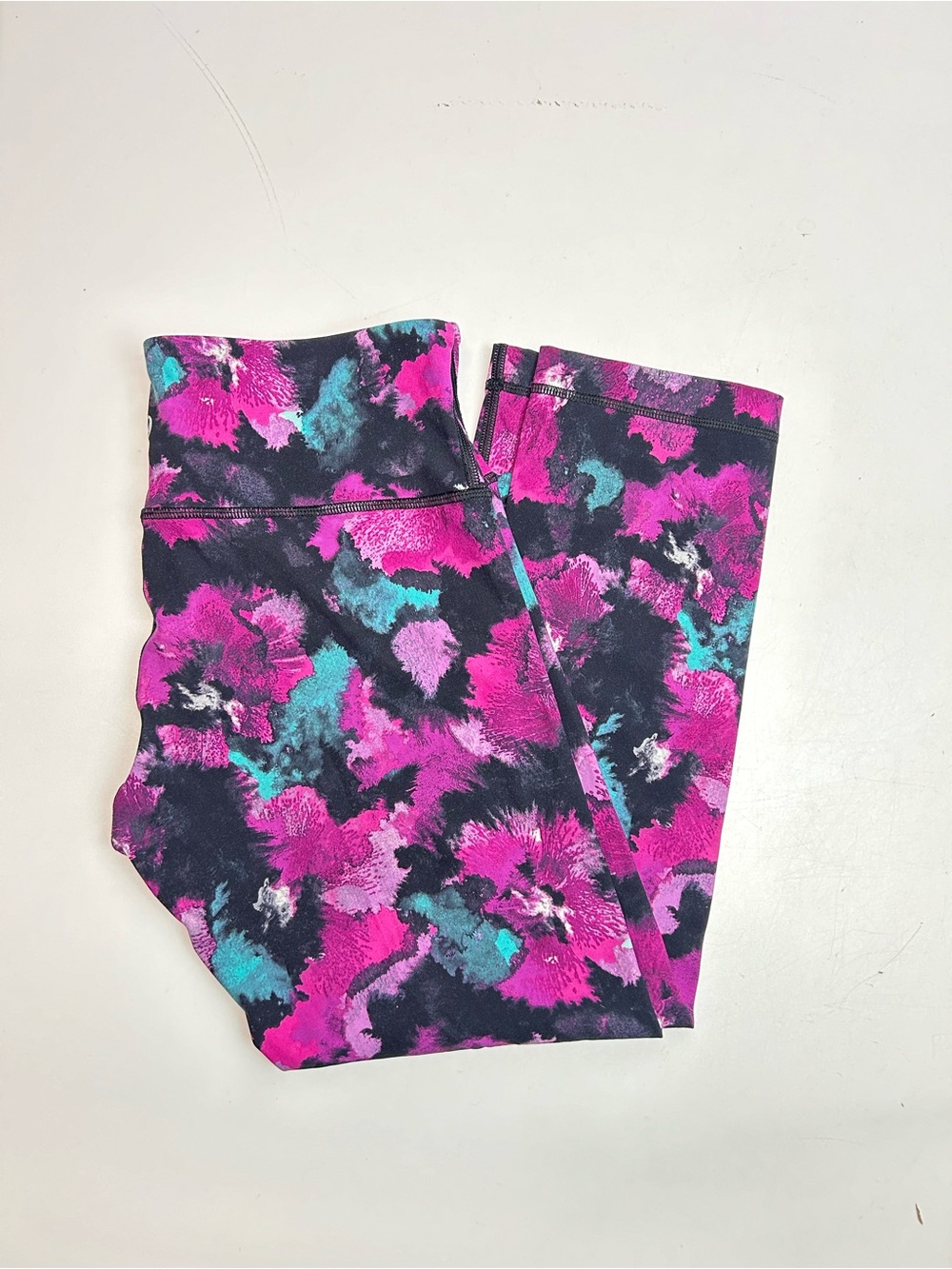 Lululemon Wunder Under Crop Leggings Midnight Bloom Floral - Size 6 EUC